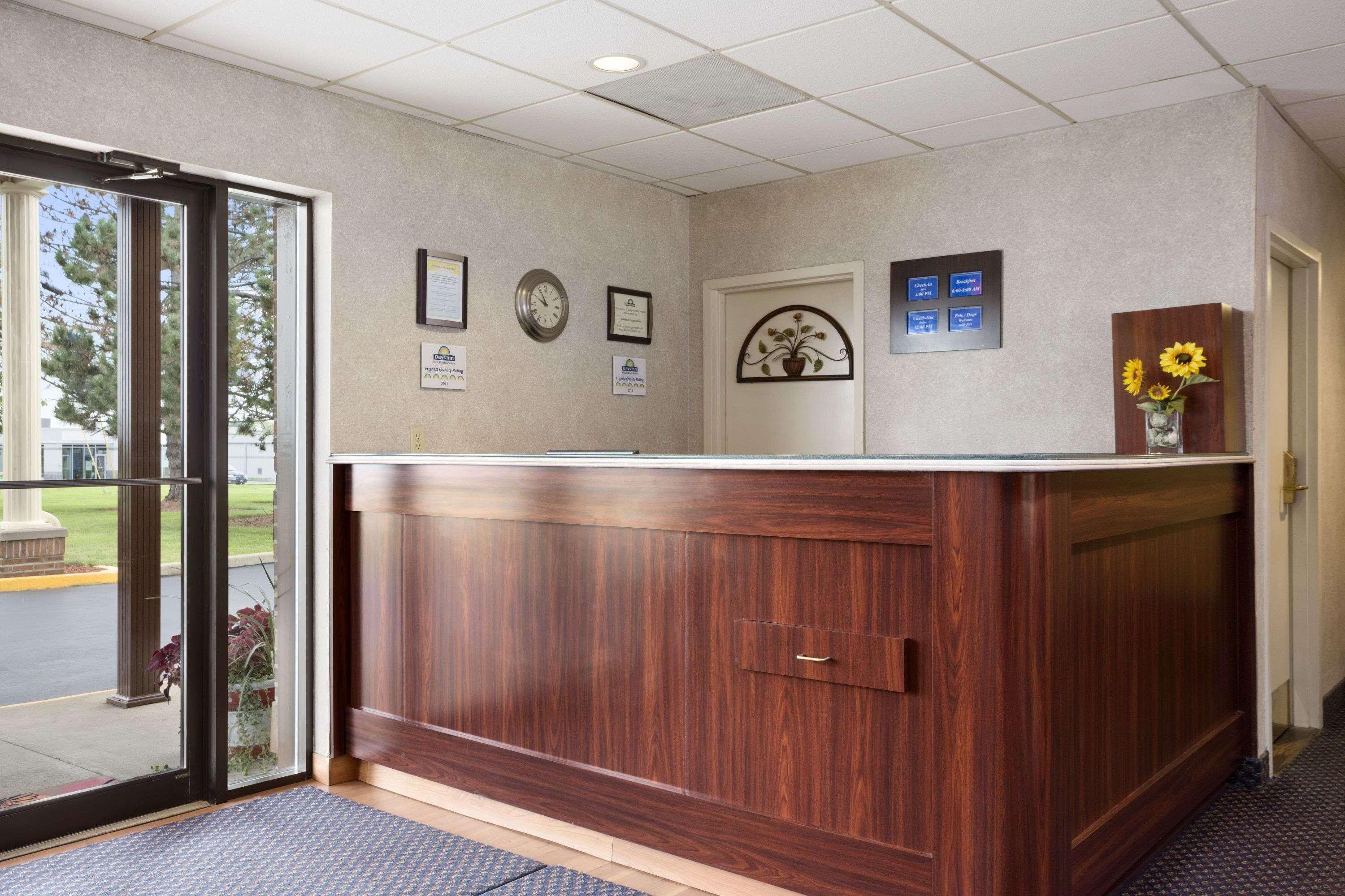 Days Inn By Wyndham Middletown Extérieur photo